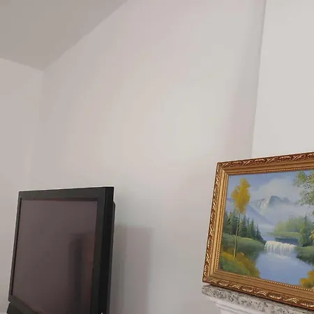 Pensionat Bujtina Dalmacia 3*